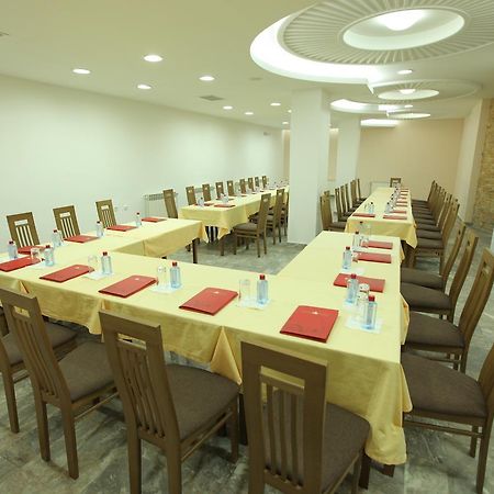 Hotel Kratis Kratovo Kültér fotó